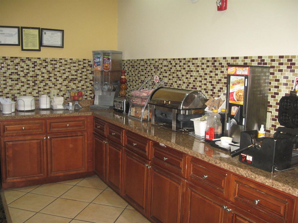 Super 8 By Wyndham Macon West Motel Kültér fotó