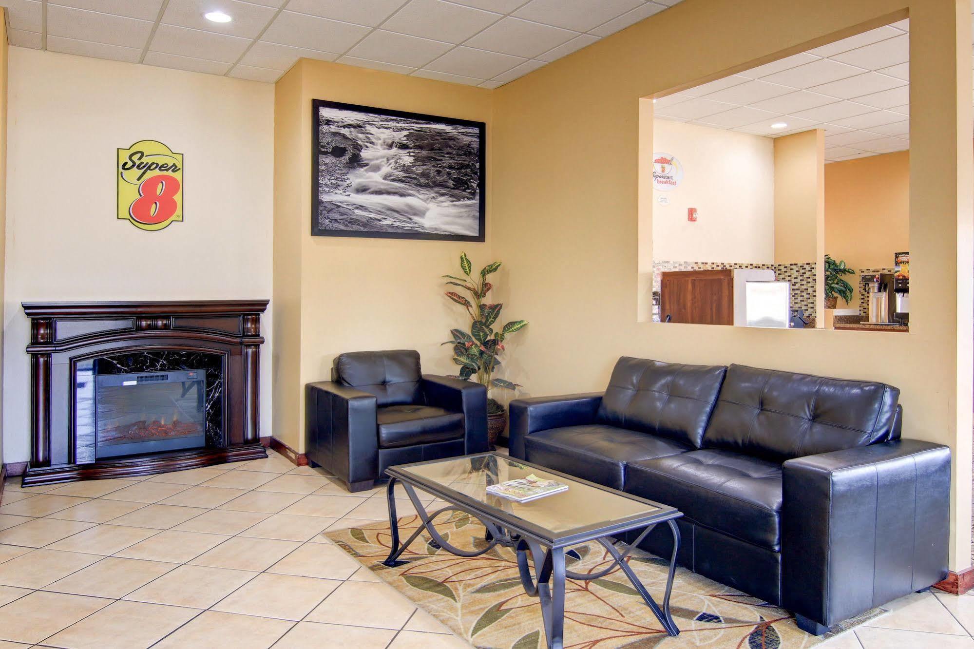 Super 8 By Wyndham Macon West Motel Kültér fotó