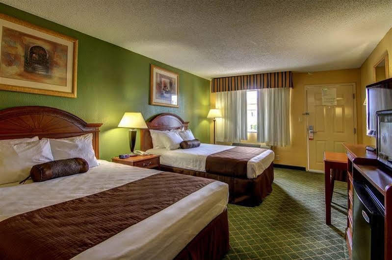 Super 8 By Wyndham Macon West Motel Kültér fotó