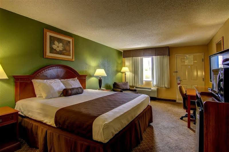 Super 8 By Wyndham Macon West Motel Kültér fotó